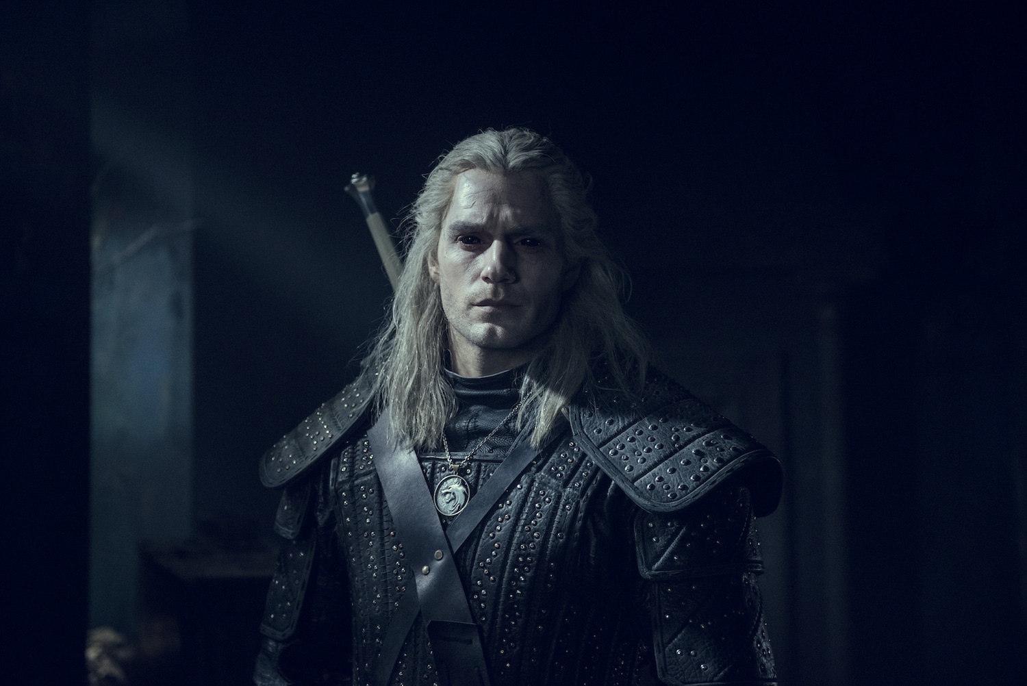 Henry Cavill est Geralt de Riv