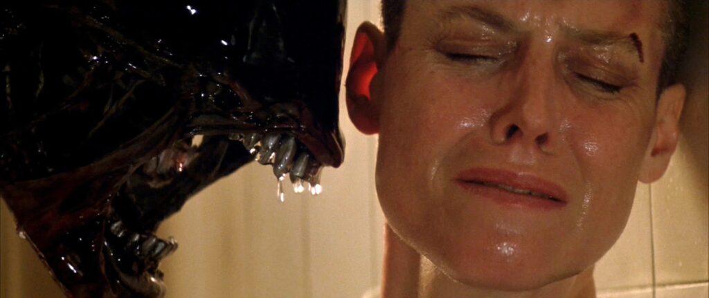 Xenomorphe et Ripley dans Alien 3