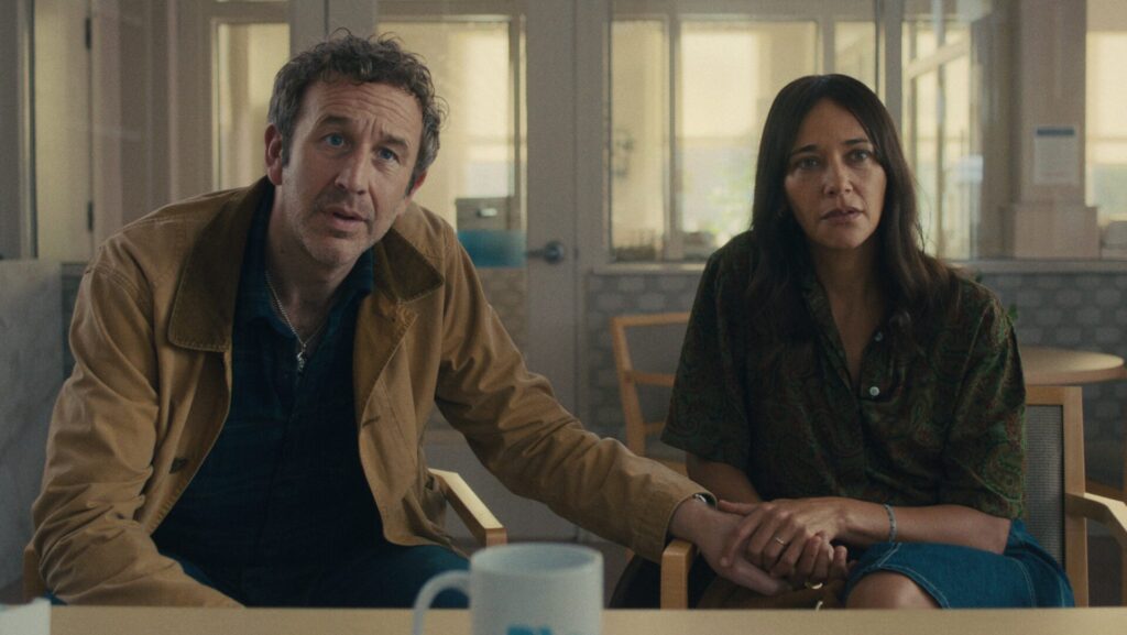Black Mirror Saison 7 Common People - Des Gens Ordinaires