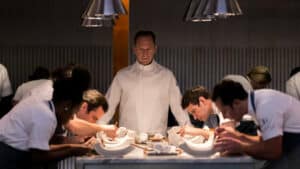 Ralph Fiennes dans Le Menu